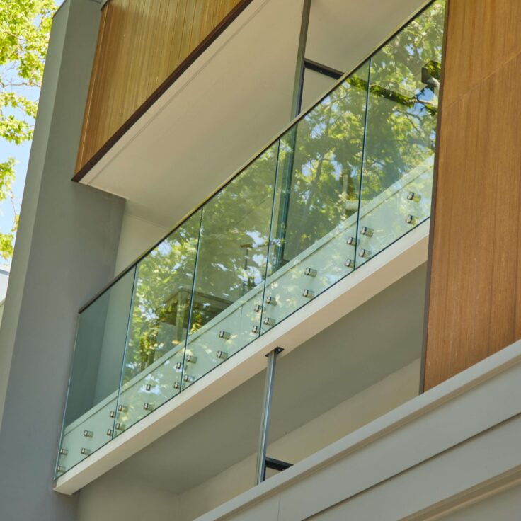 Glass Pin Exterior Balcony