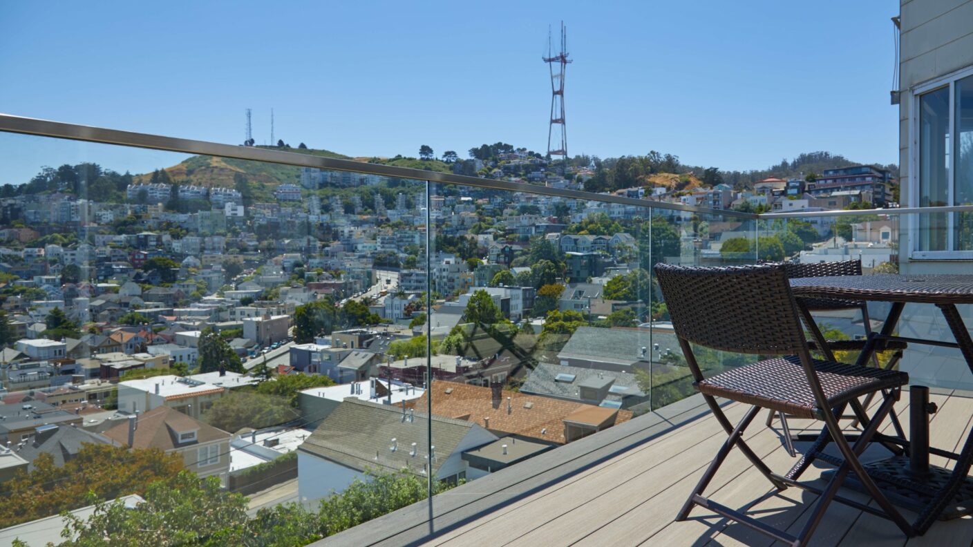 Glass Railing Exterior Deck