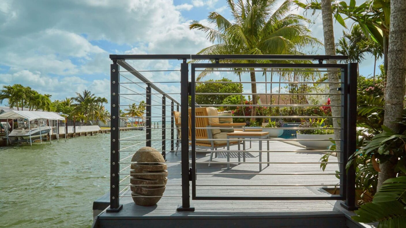 Florida Cable Railing with Palm Trees