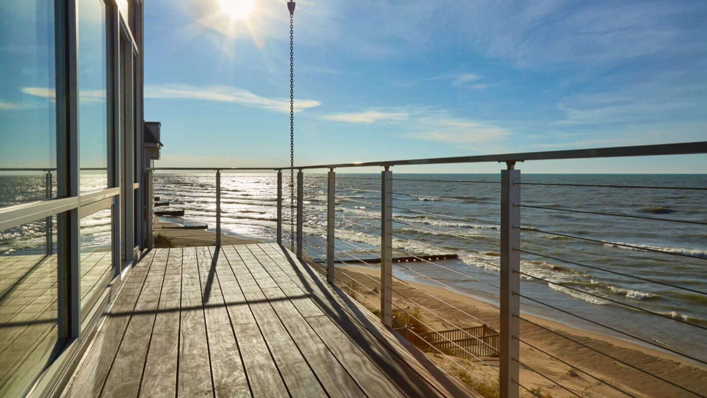 Cable Railing on Silver Beach